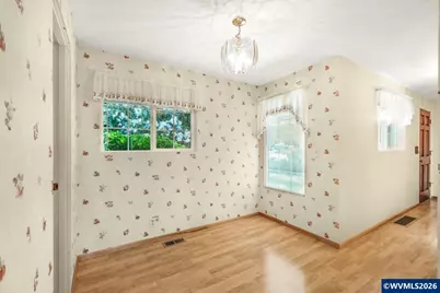 2225 W 28th Av, Eugene, OR 97405 - Photo 12