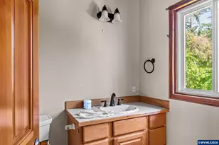 25450 E Bolton Rd, Veneta, OR 97487 - Photo 18