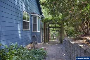 1876 NW Woodland Dr, Corvallis, OR 97330 - Photo 32