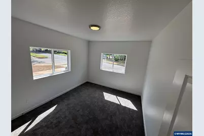 1380 Saginaw St S, Salem, OR 97302 - Photo 2
