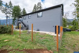 310 Detroit S-Minus 2 Parcels Rd, Detroit, OR 97342 - Photo 38
