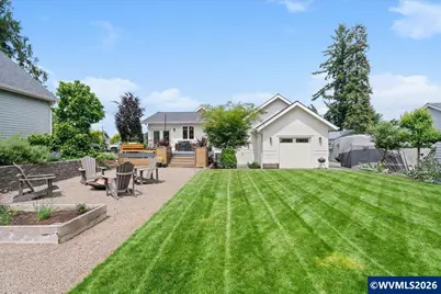 810 Chadwick St, Silverton, OR 97381 - Photo 46