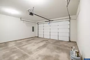 730 E Elmore St, Lebanon, OR 97355 - Photo 30