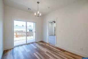730 E Elmore St, Lebanon, OR 97355 - Photo 12