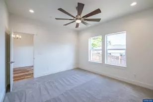 730 E Elmore St, Lebanon, OR 97355 - Photo 14