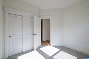 730 E Elmore St, Lebanon, OR 97355 - Photo 26