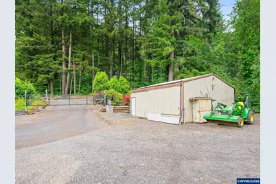 16110 S Maplelane Rd, Oregon City, OR 97045 - Photo 2