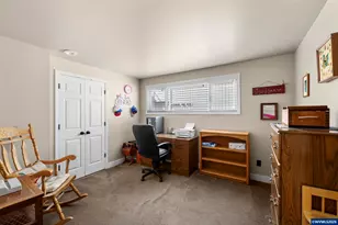 1108 Karen Way NW, Salem, OR 97304 - Photo 26