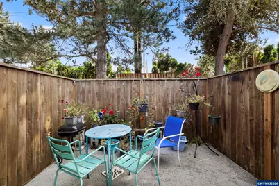 1108 Karen Wy NW, Salem, OR 97304 - Photo 30