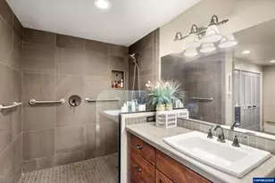 1108 Karen Way NW, Salem, OR 97304 - Photo 24