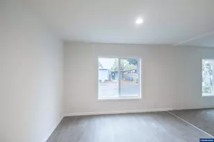 3253 Comber Ct NE, Salem, OR 97305 - Photo 10