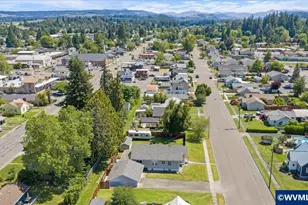 321 W Virginia St, Stayton, OR 97383 - Photo 32