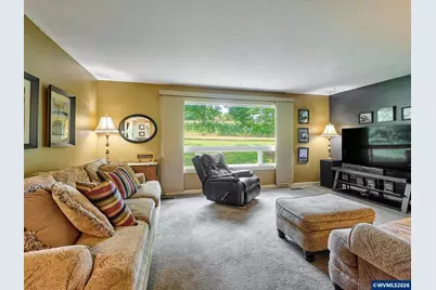 5710 Joseph St SE, Salem, OR 97317 - Photo 10