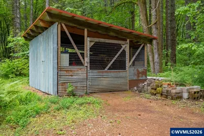 23161 Old Peak Rd, Philomath, OR 97370 - Photo 32