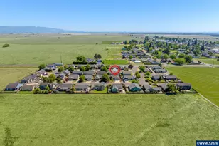 575 Egret Ave, Halsey, OR 97348 - Photo 36