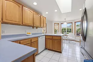 3203 19th Ave SE, Albany, OR 97322 - Photo 16
