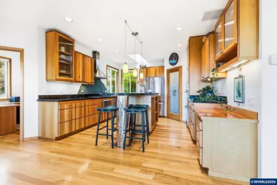 3110 NW Swan Pl, Corvallis, OR 97330 - Photo 6