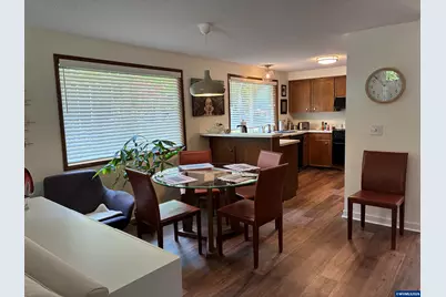 1043 Cardinal St NW, Salem, OR 97304 - Photo 8
