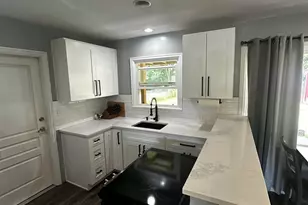 895 Vista Ave SE, Salem, OR 97302 - Photo 8