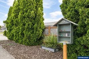 1020 45th Ave NE, Salem, OR 97301 - Photo 2