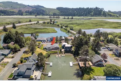 9215 Trout Pl, Gleneden Beach, OR 97388 - Photo 32