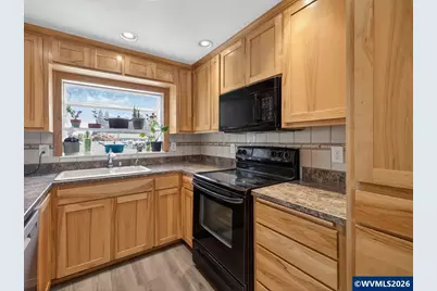 2314 Fulton Ct SE, Albany, OR 97322 - Photo 16