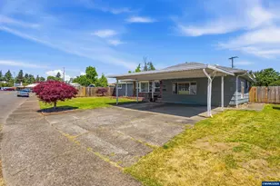 200 SE Walnut Ave, Dallas, OR 97338 - Photo 2