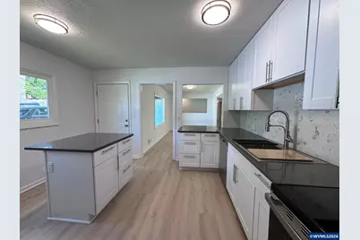 3030 Doughton St S, Salem, OR 97302 - Photo 12