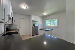 3030 Doughton St S, Salem, OR 97302 - Photo 10