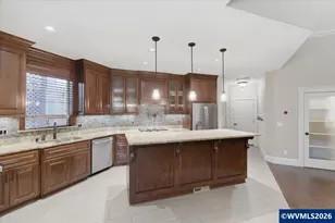 4704 Southampton Dr SE, Salem, OR 97302 - Photo 12