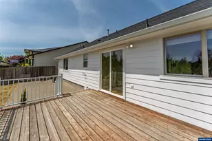 2190 NW Cluster Oak Ave, Albany, OR 97321 - Photo 30