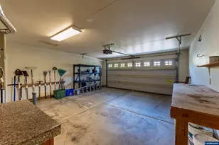 2190 NW Cluster Oak Ave, Albany, OR 97321 - Photo 24