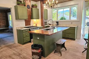 329 S 1st Ave, Mill City, OR 97360 - Photo 14