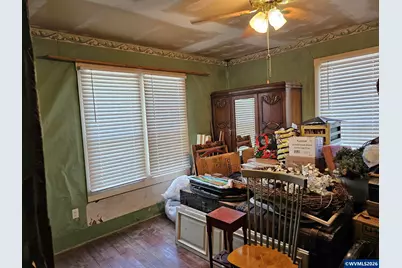 329 S 1st Av, Mill City, OR 97360 - Photo 30