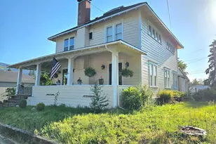 329 S 1st Ave, Mill City, OR 97360 - Photo 2