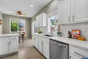 1167 Horizon Ridge Ct NE, Keizer, OR 97303 - Photo 14