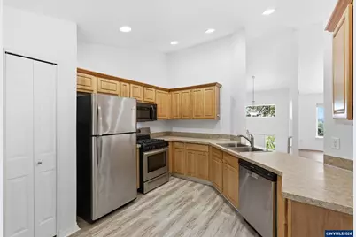 3047 Wallace Rd NW, Salem, OR 97304 - Photo 12