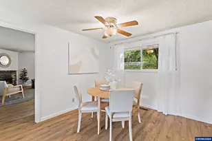 5585 Fairfield Ct S, Salem, OR 97306 - Photo 10