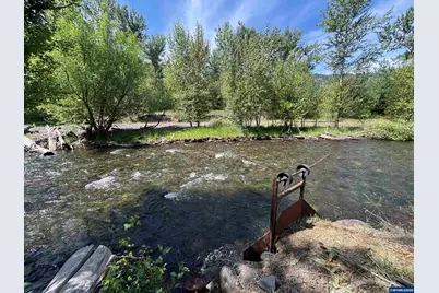 70452 Bear Creek Rd, Wallowa, OR 97885 - Photo 18