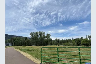 70452 Bear Creek Rd, Wallowa, OR 97885 - Photo 6