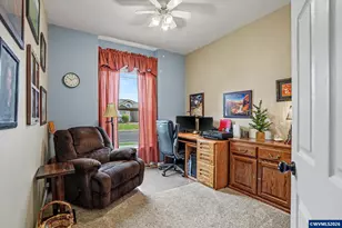 1825 Bentley St, Monmouth, OR 97361 - Photo 32