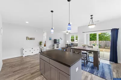393 NW Denton Av, Dallas, OR 97338 - Photo 10