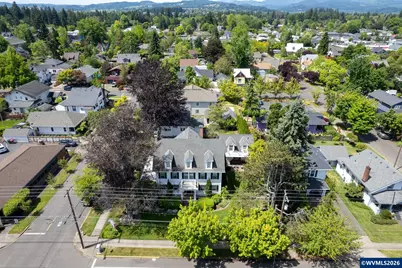 809 NE Evans St, McMinnville, OR 97128 - Photo 40