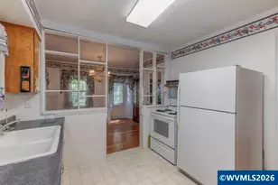 965 15th St NE, Salem, OR 97301 - Photo 14