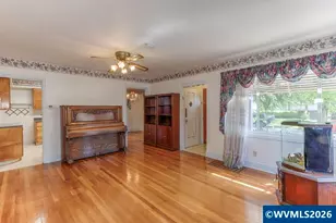 965 15th St NE, Salem, OR 97301 - Photo 8