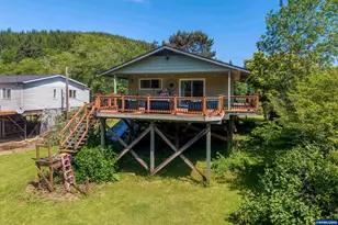 5944 S River Lp, Lincoln City, OR 97367 - Photo 4