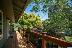 5944 S River Lp, Lincoln City, OR 97367 - Photo 32