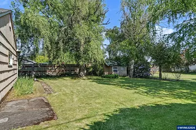 1621 S 5th St, Lebanon, OR 97355 - Photo 24