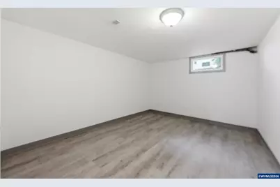 1555 Pearl St NE, Salem, OR 97301 - Photo 26