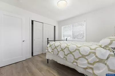1555 Pearl St NE, Salem, OR 97301 - Photo 16